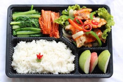 Suất ăn công nghiệp quận 1